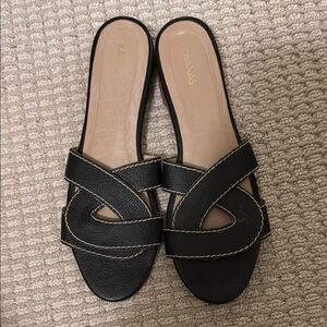 Kaanas Black Slide Sandals